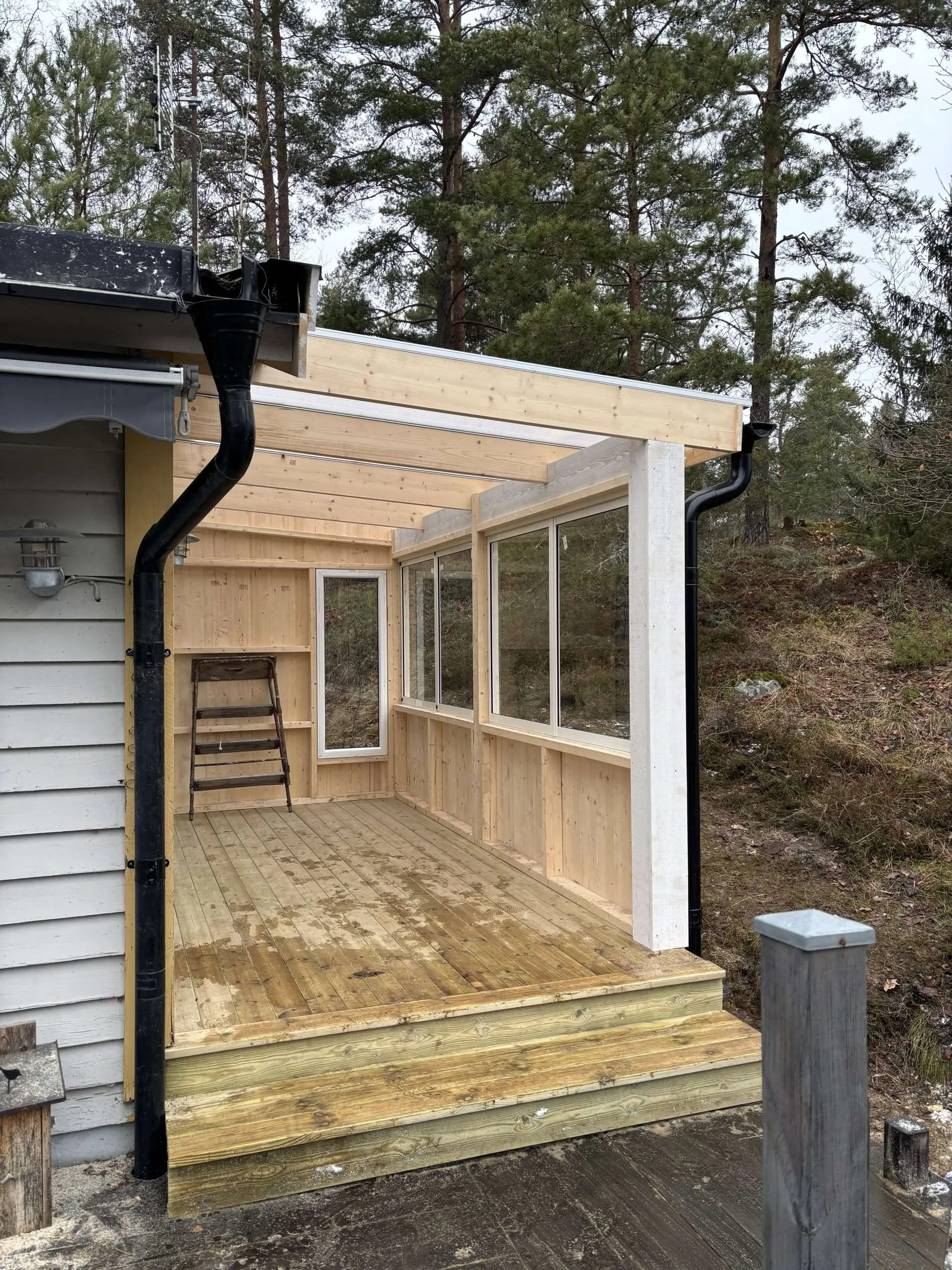 Inglasad veranda byggd av EM Byggtjänst